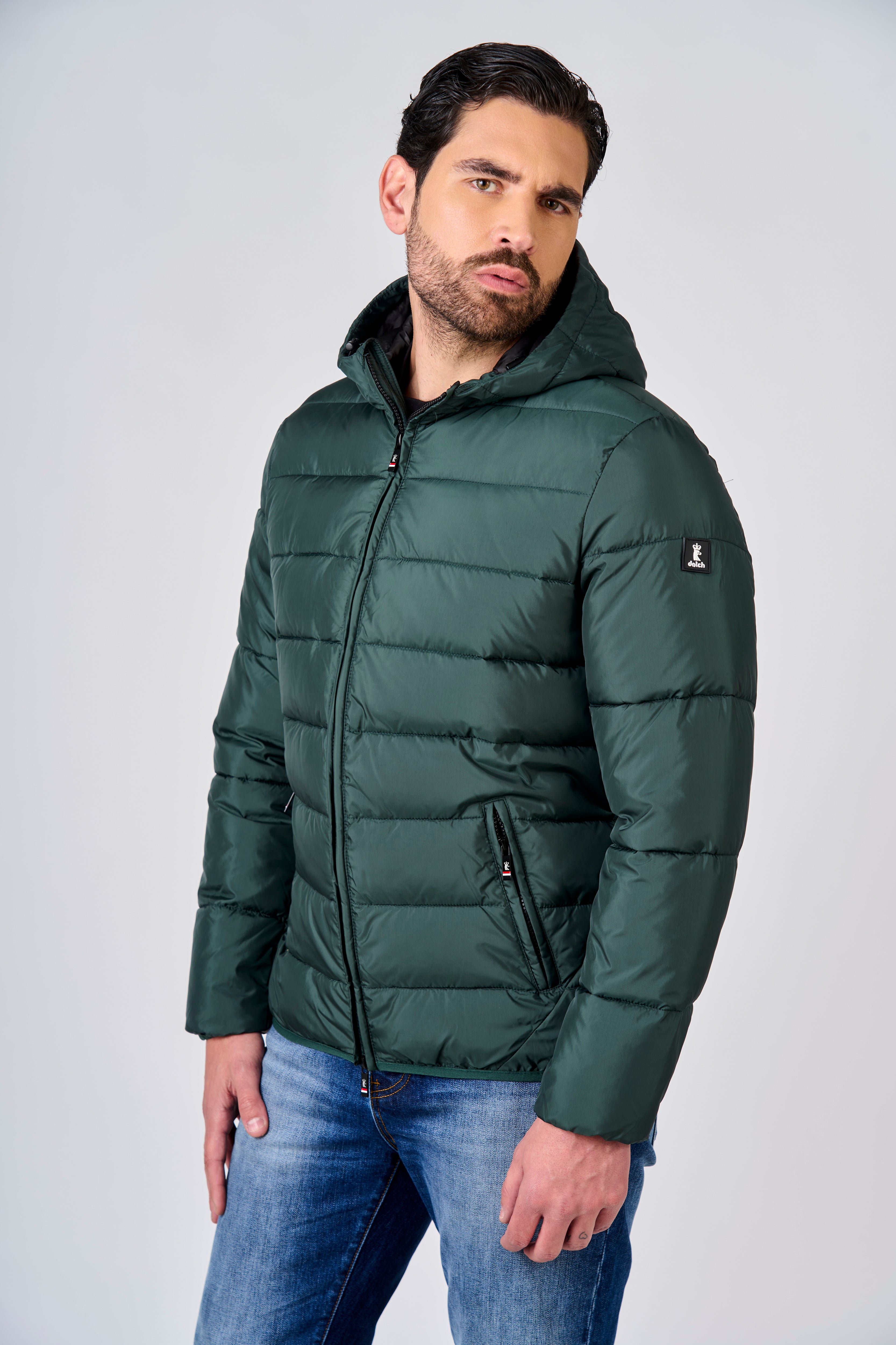 Giubbotto con zip e cappuccio