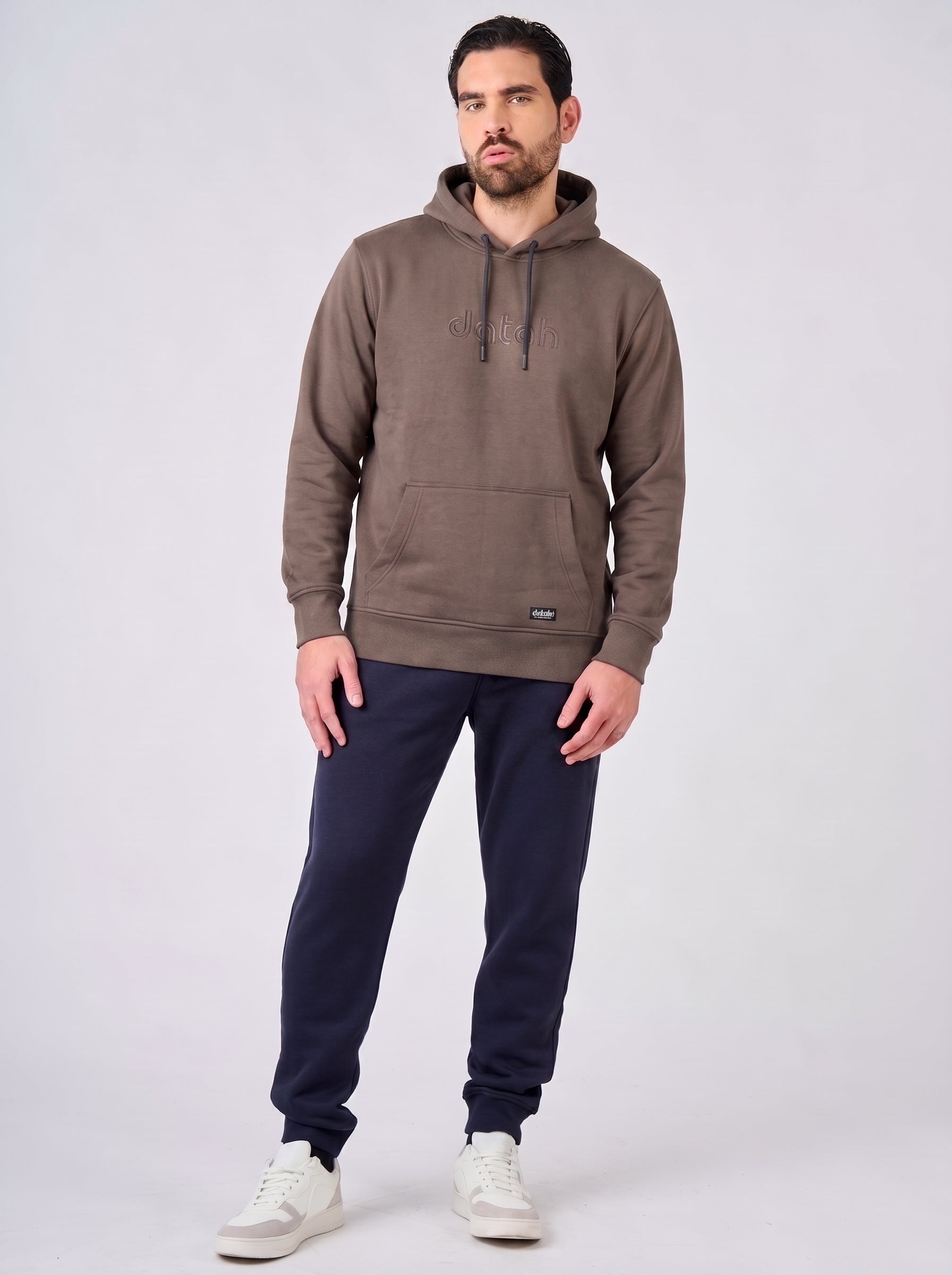 Felpa con cappuccio e logo centrale