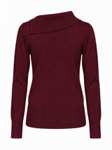 Maglia con scollo asimmetrico e strass