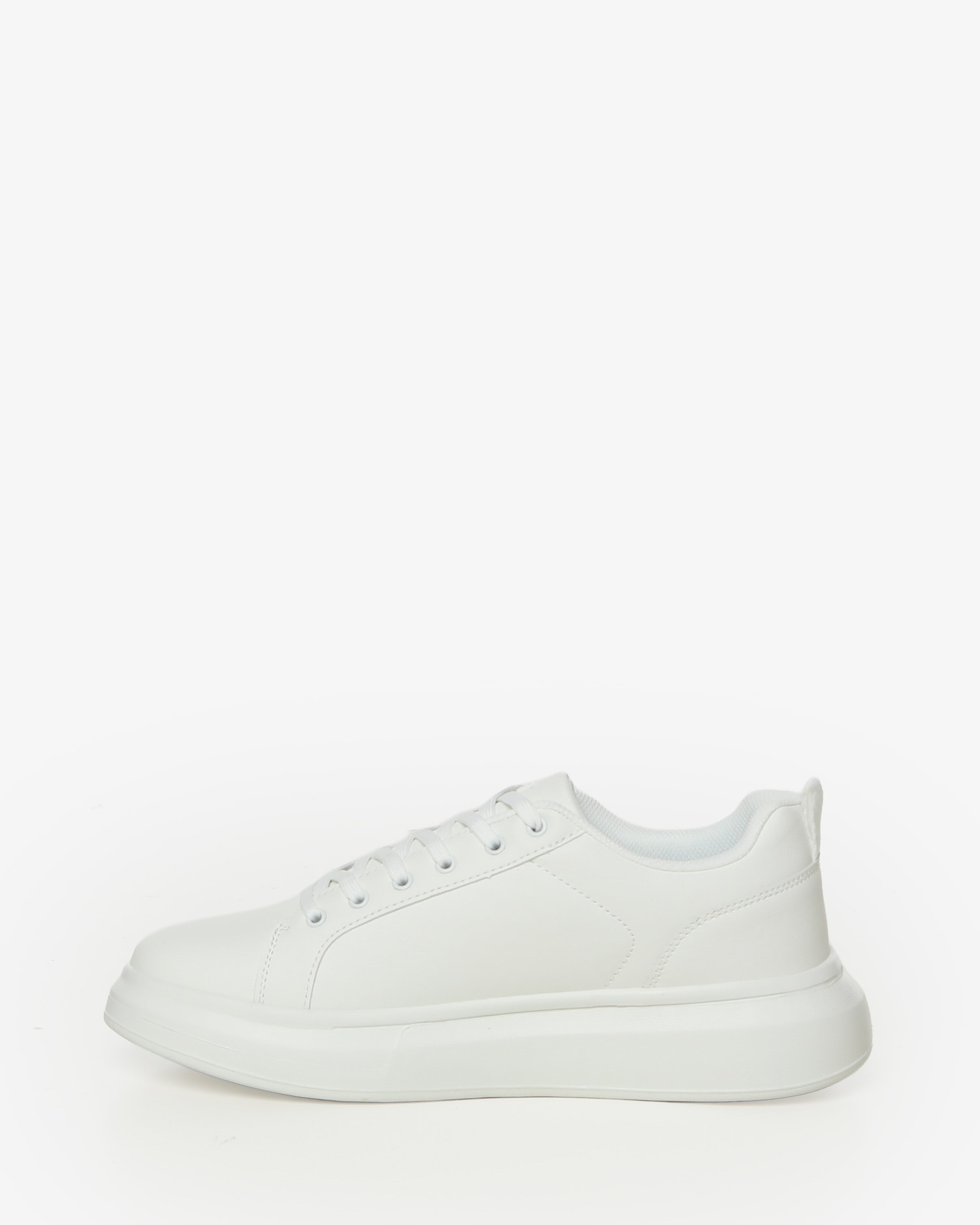 Sneakers Must Have