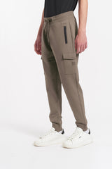 Pantaloni in felpa con tasconi