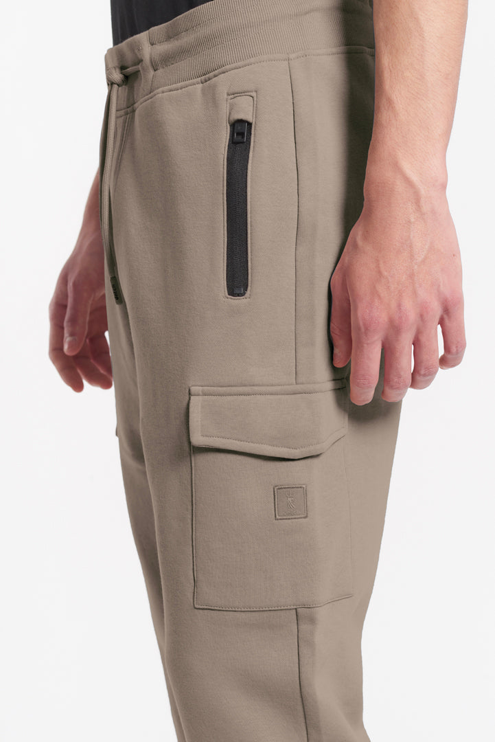 Pantaloni in felpa con tasconi