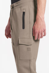 Pantaloni in felpa con tasconi
