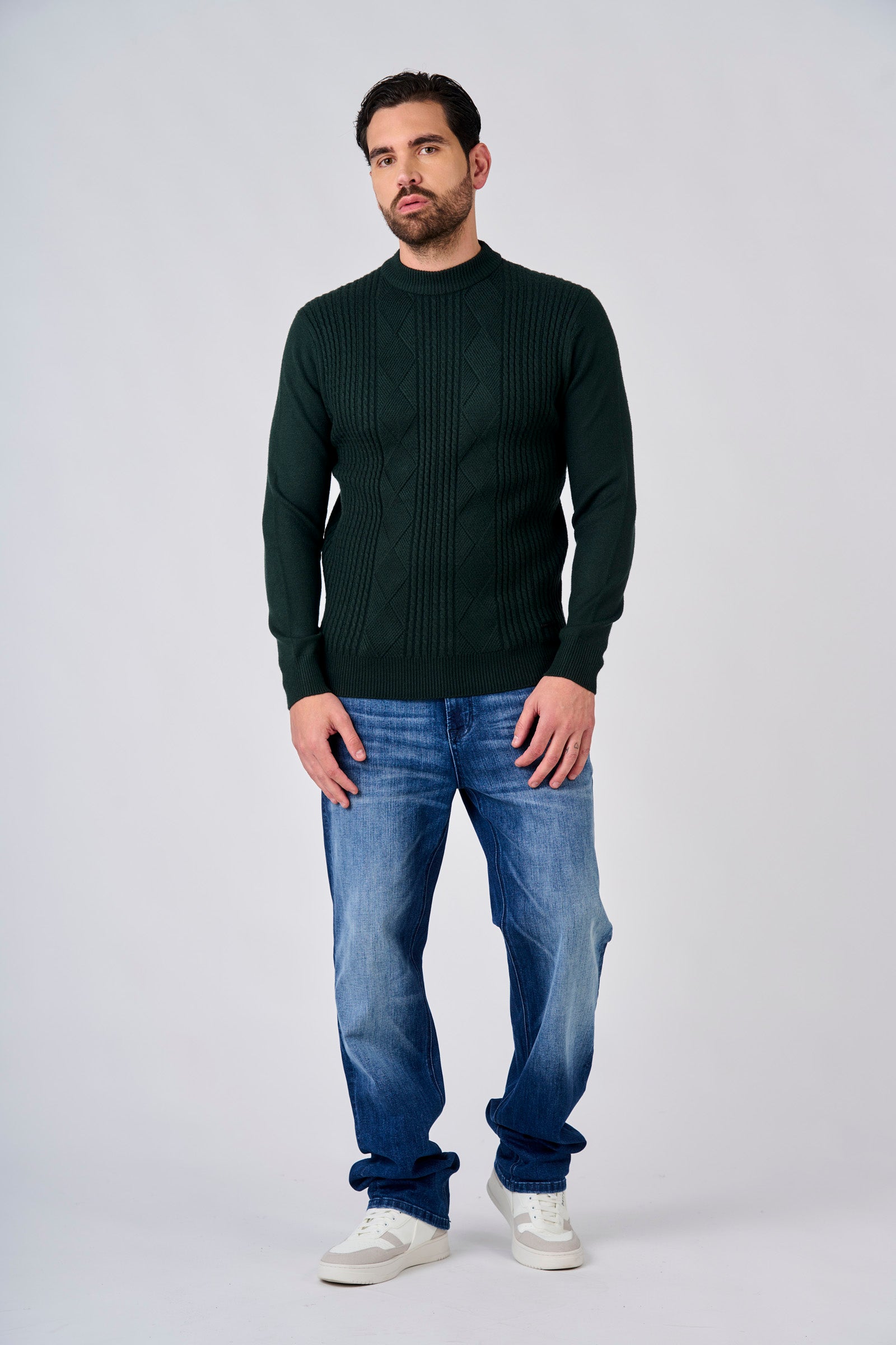 Maglia a mezzo collo con motivo jacquard