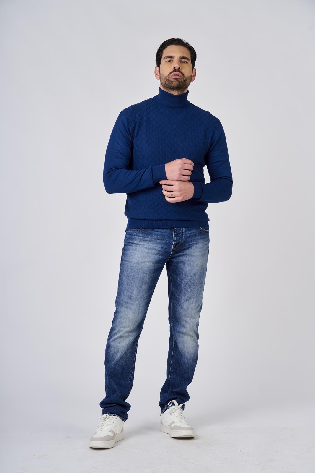 Maglia dolcevita con motivo jacquard