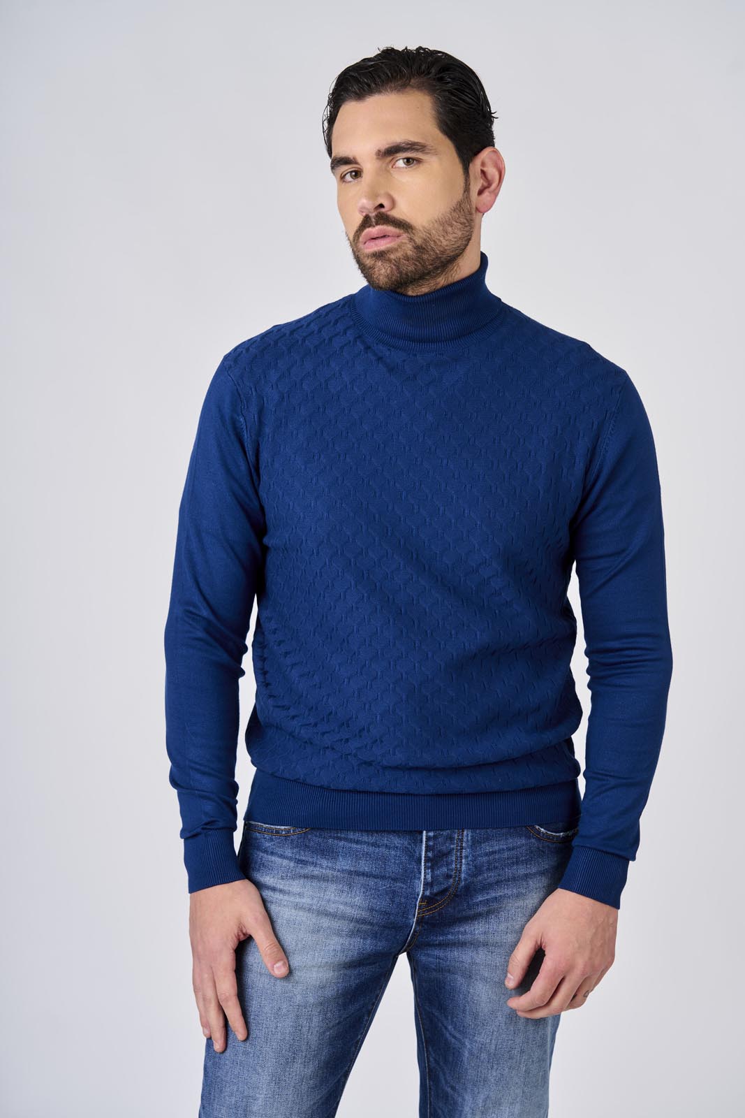 Maglia dolcevita con motivo jacquard
