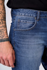 Jeans slim fit lavaggio chiaro