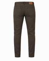 Pantaloni slim fit tinto in capo