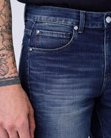 Jeans slim fit lavaggio medio
