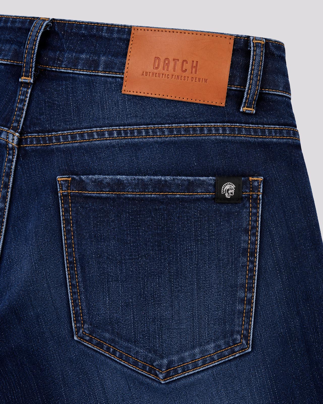 Jeans slim fit lavaggio scuro