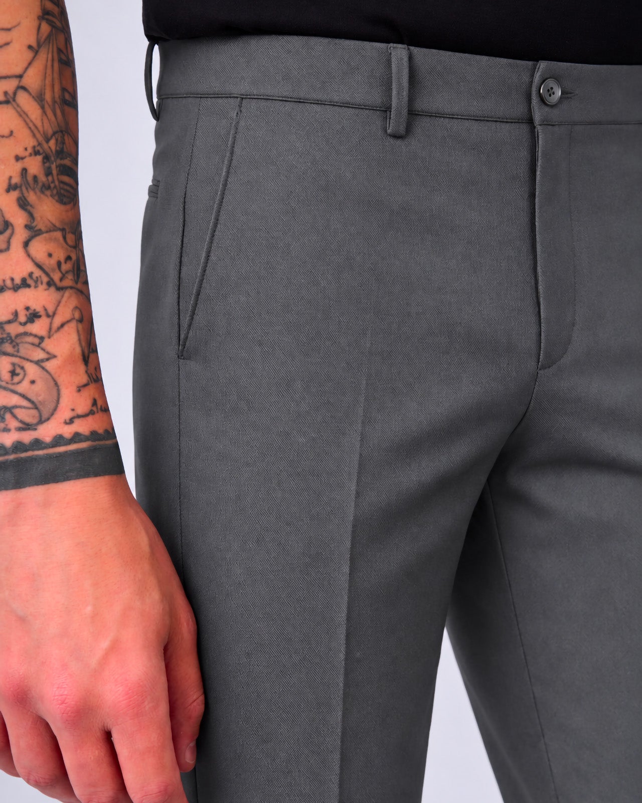 Pantalone in punto Milano