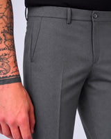 Pantalone in punto Milano