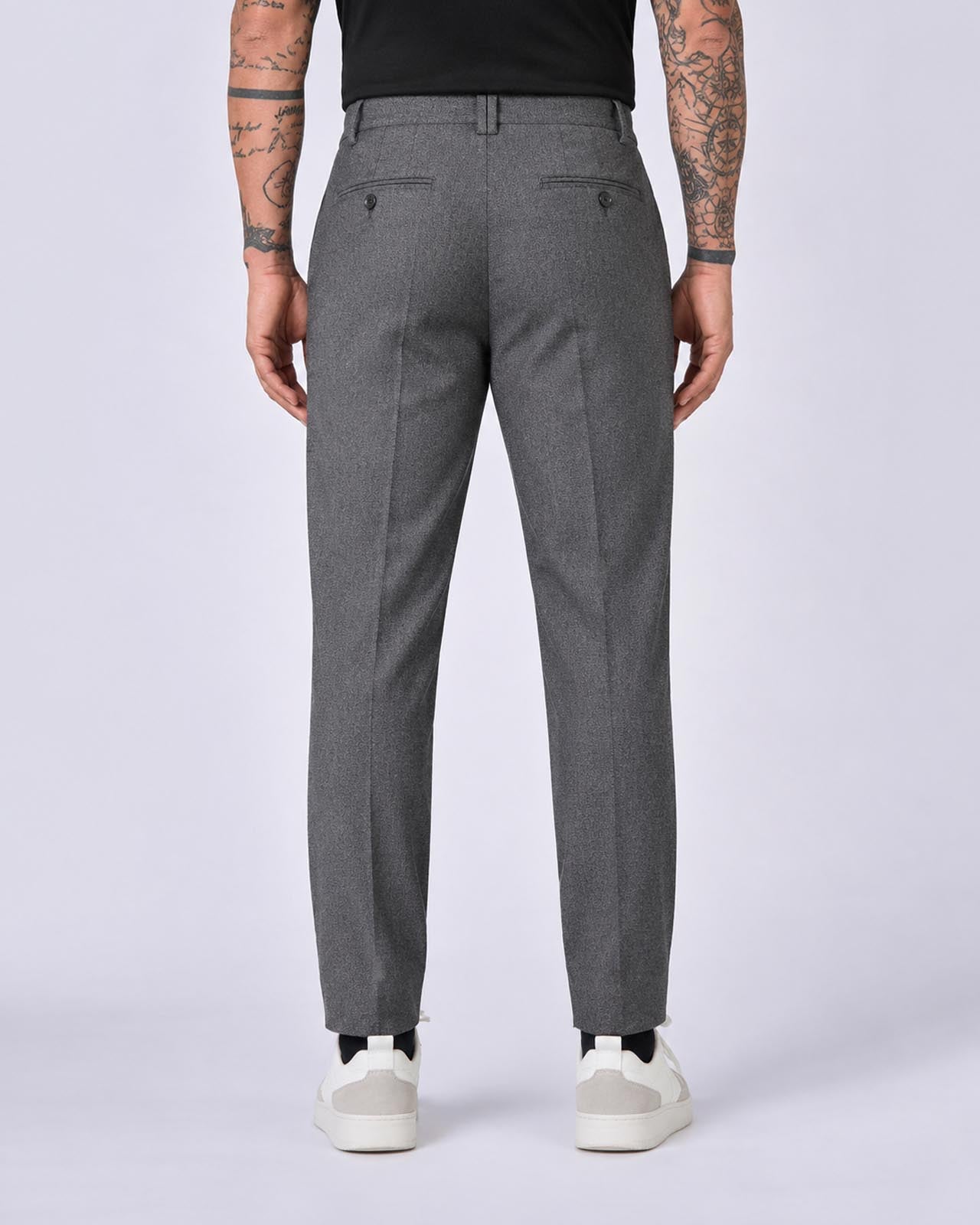 Pantalone in punto Milano