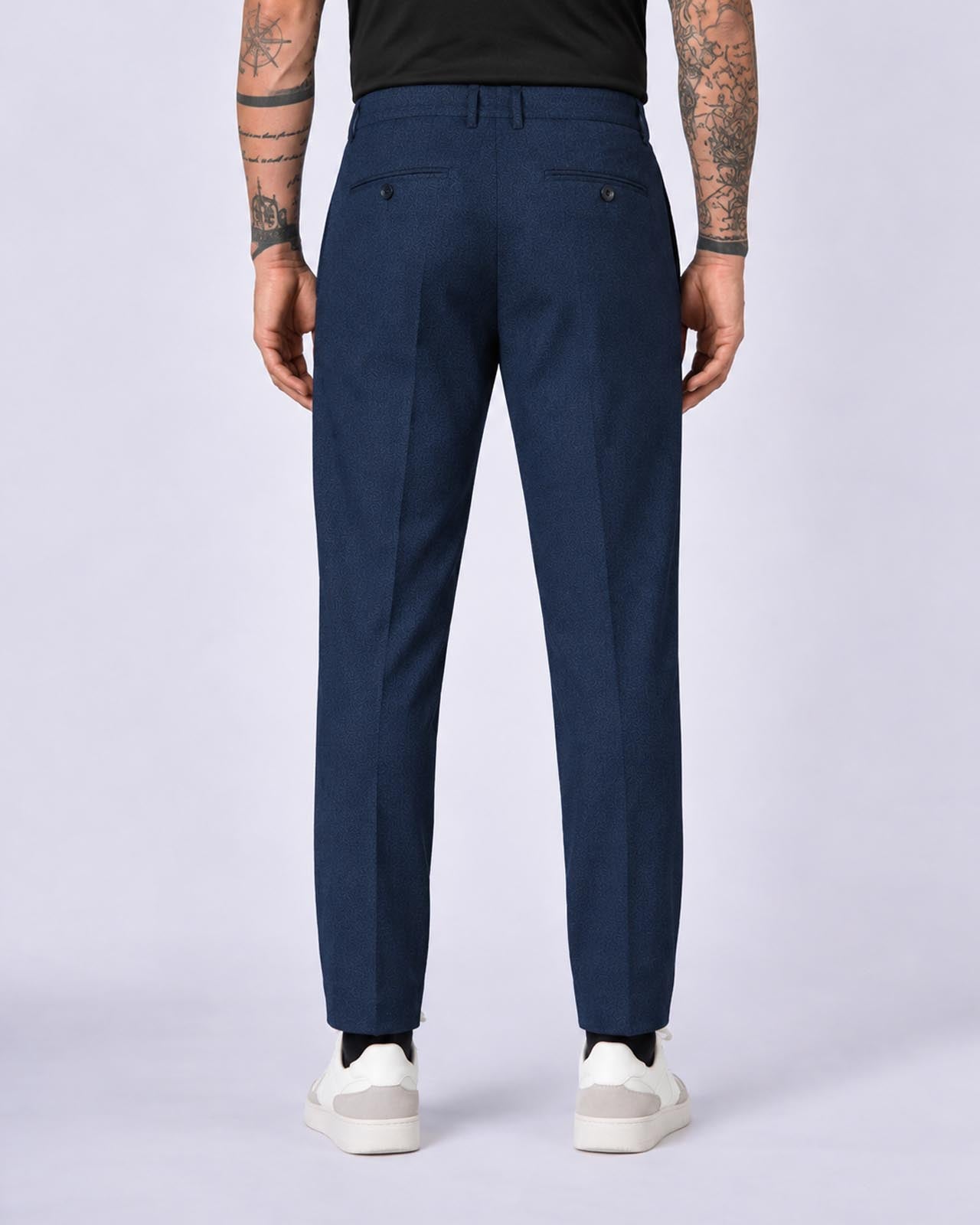 Pantalone in punto Milano
