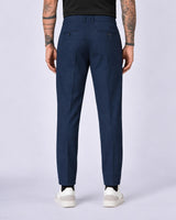 Pantalone in punto Milano