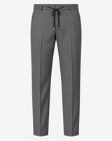 Pantalone in punto Milano