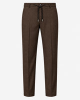 Pantalone in punto Milano