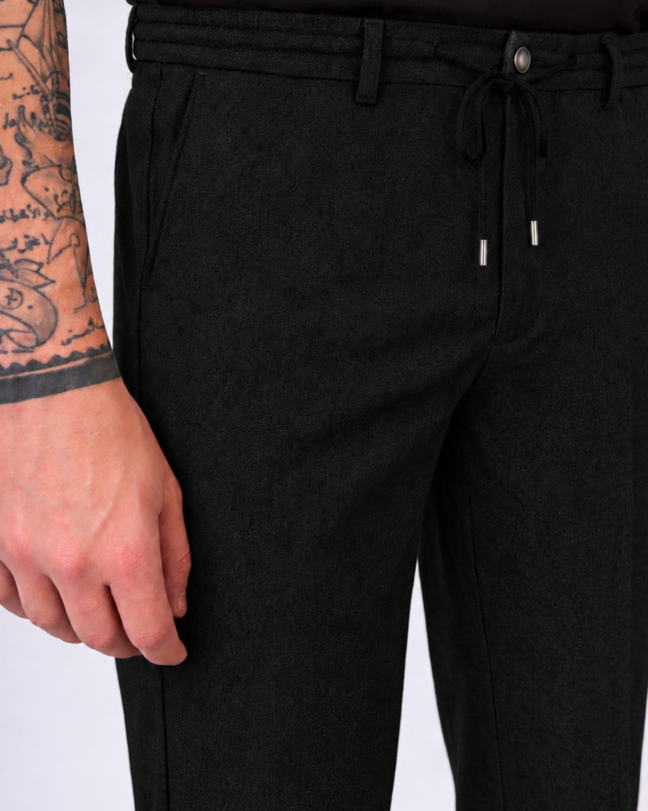 Pantalone in punto Milano