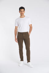 Pantaloni chino