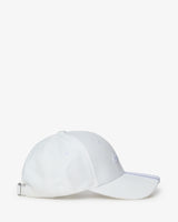 Cappellino con visiera e logo tono su tono