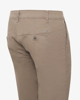 Pantaloni chino slim