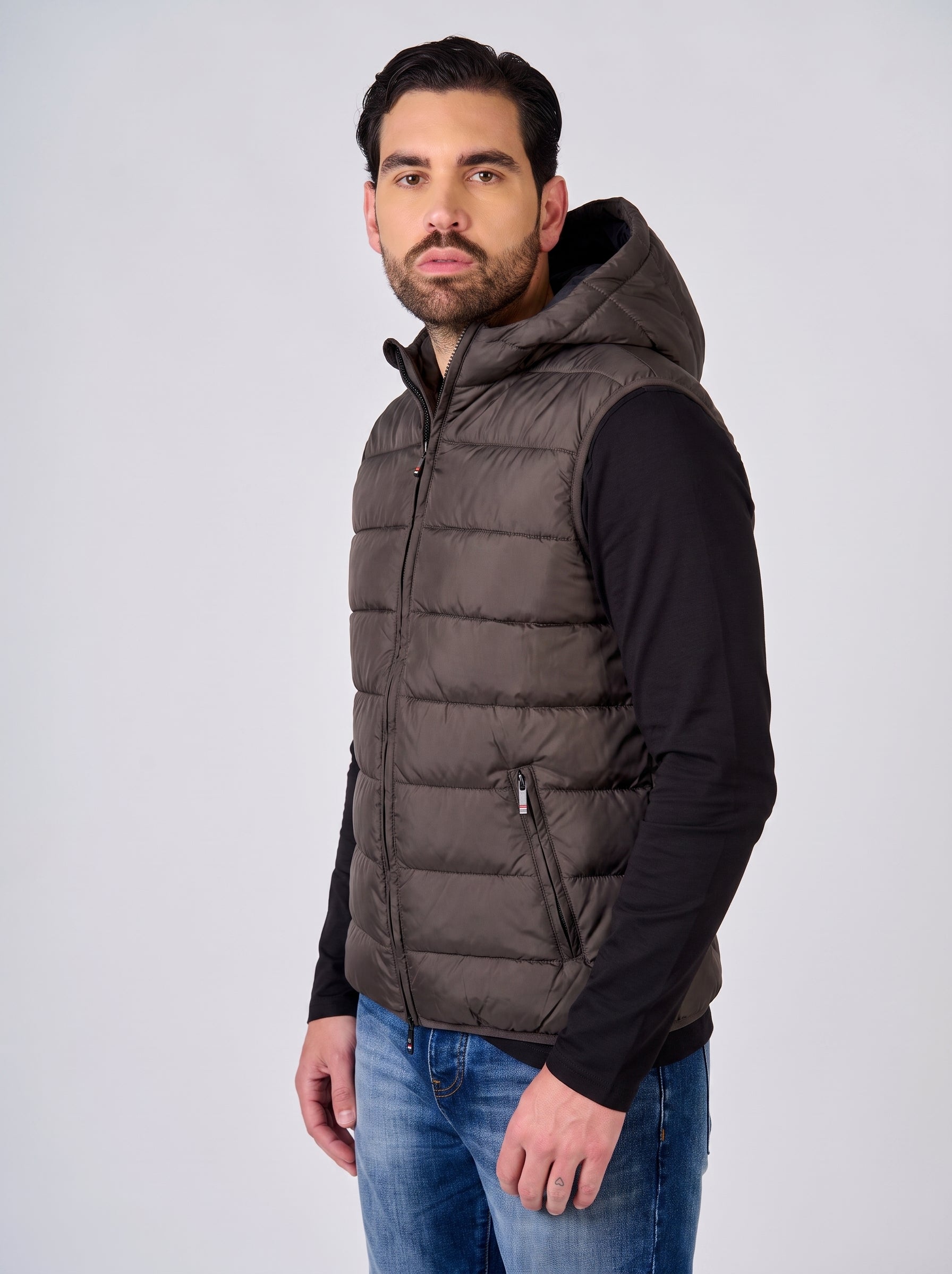 Gilet con cappuccio