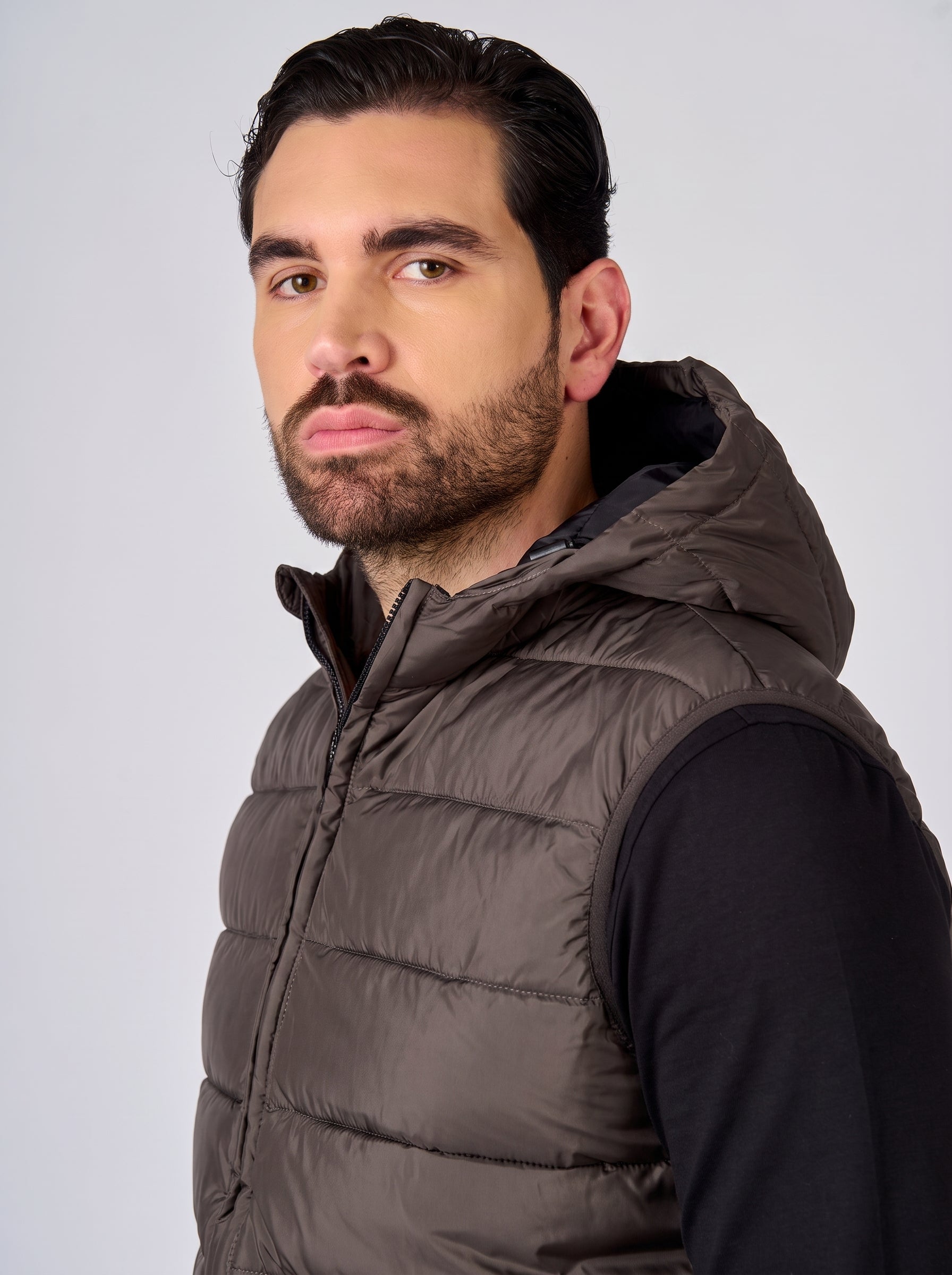 Gilet con cappuccio