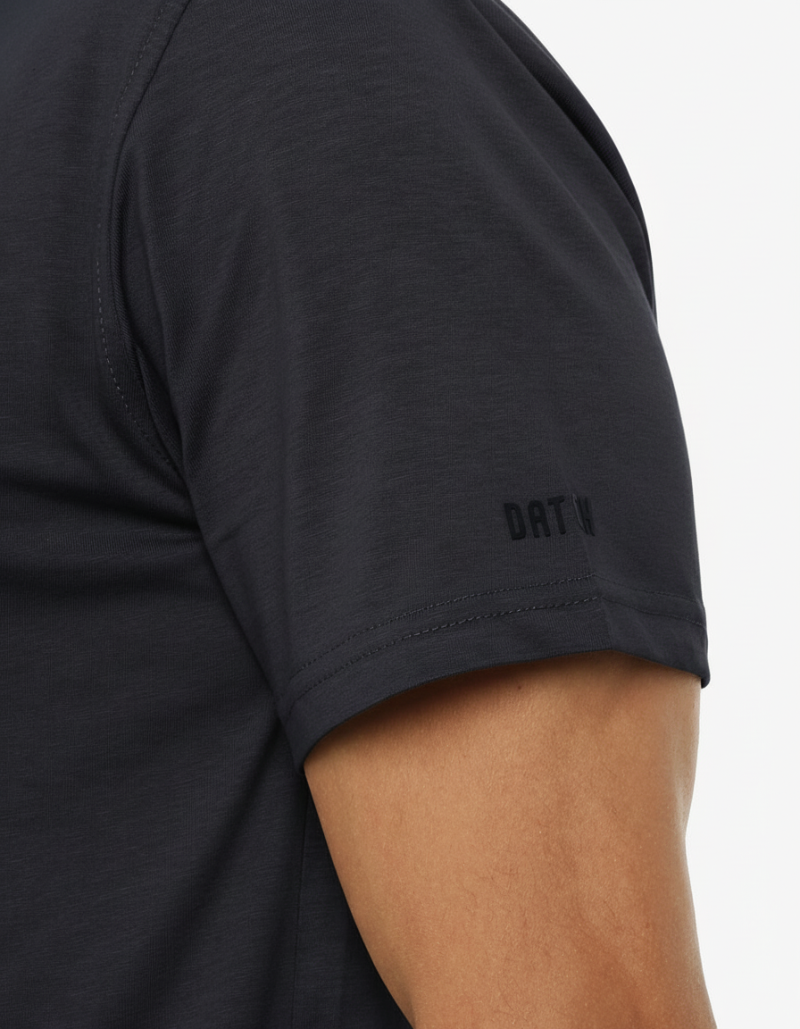 T-shirt cotone collo serafino