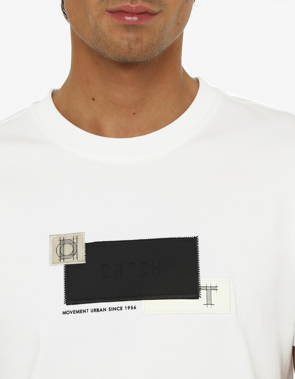 T-shirt movement urban