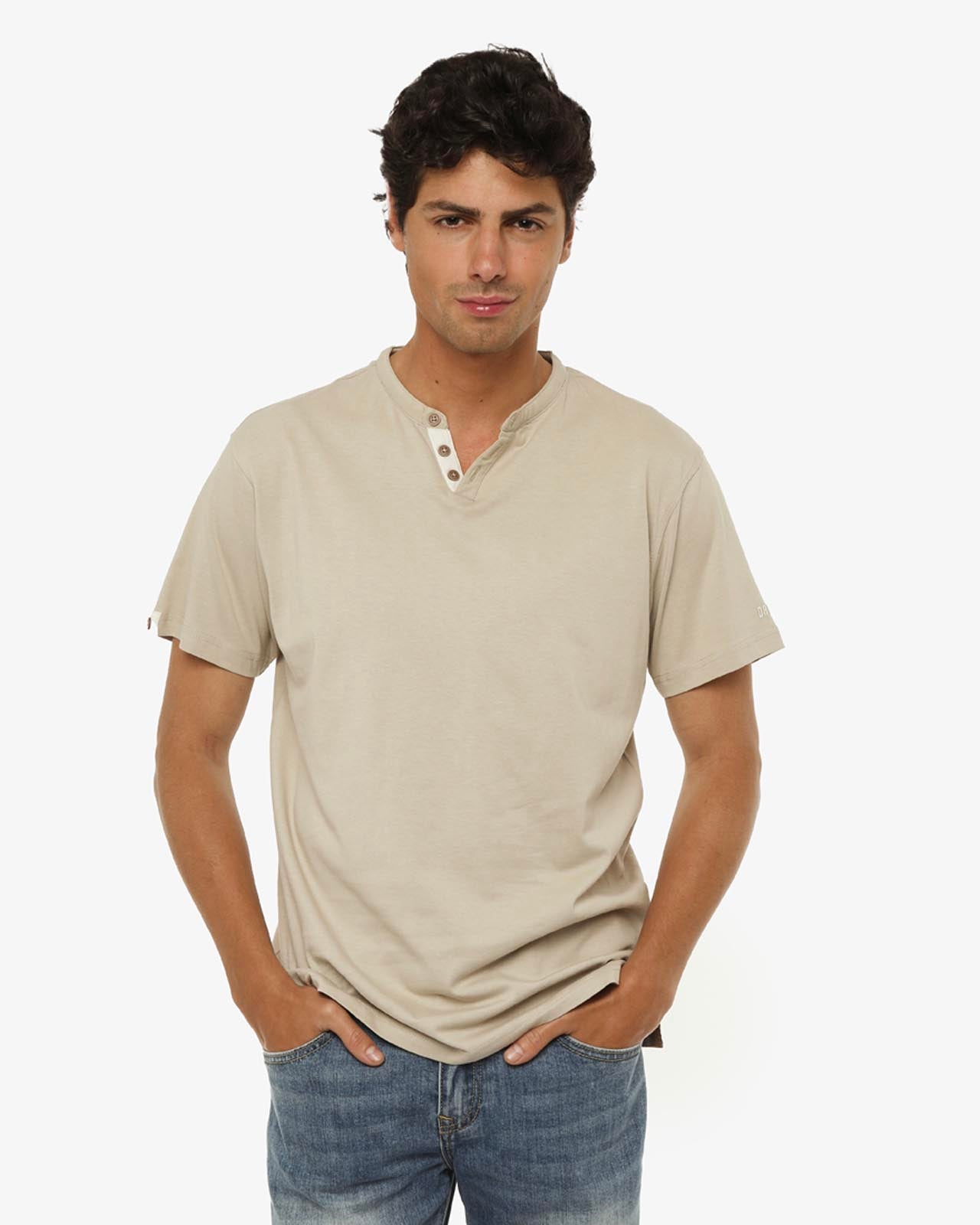 T-shirt cotone collo serafino, manica corta
