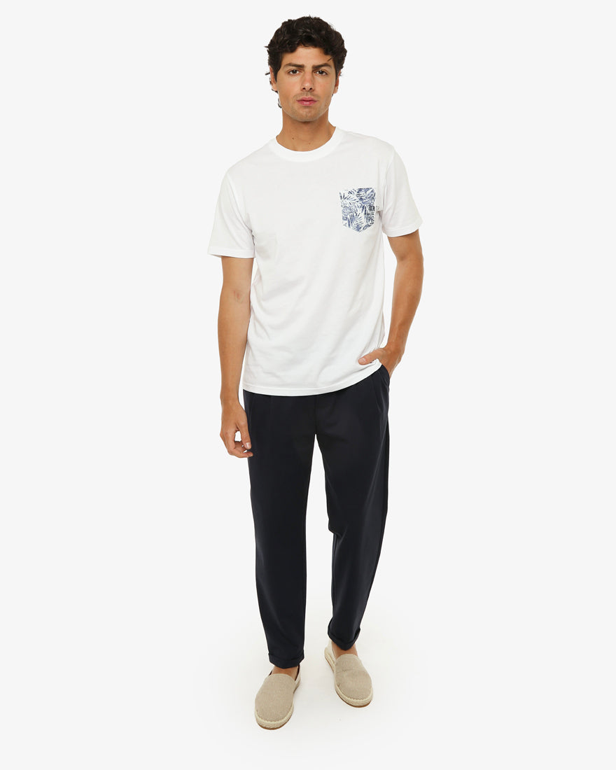 T-shirt con taschino floral
