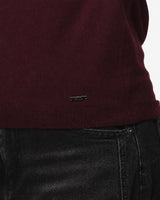 Maglia girocollo con collo a costine