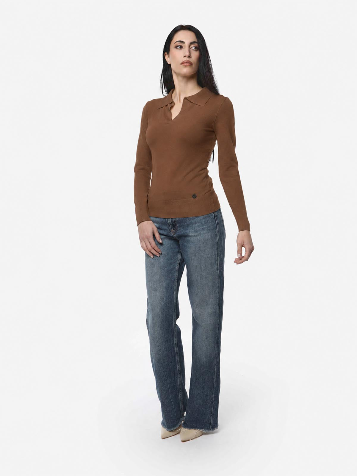Maglia con collo polo e applicazione logo