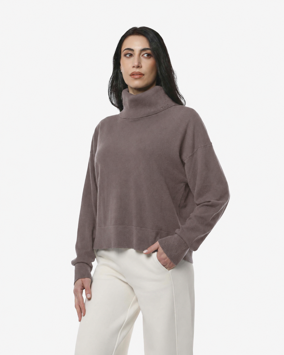 Maglia a collo alto a maniche lunghe con strass