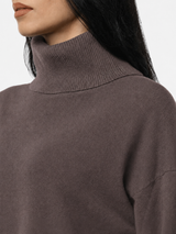 Maglia a collo alto a maniche lunghe con strass
