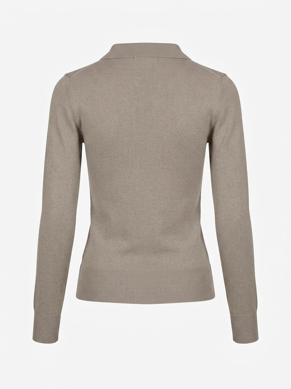 Maglia con collo polo e applicazione logo