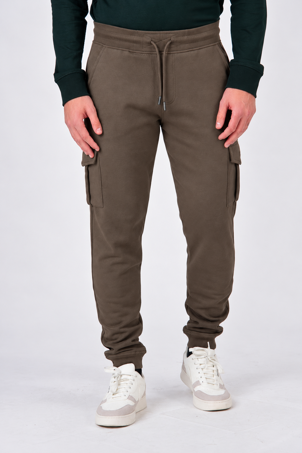 Pantalone in felpa con tasconi