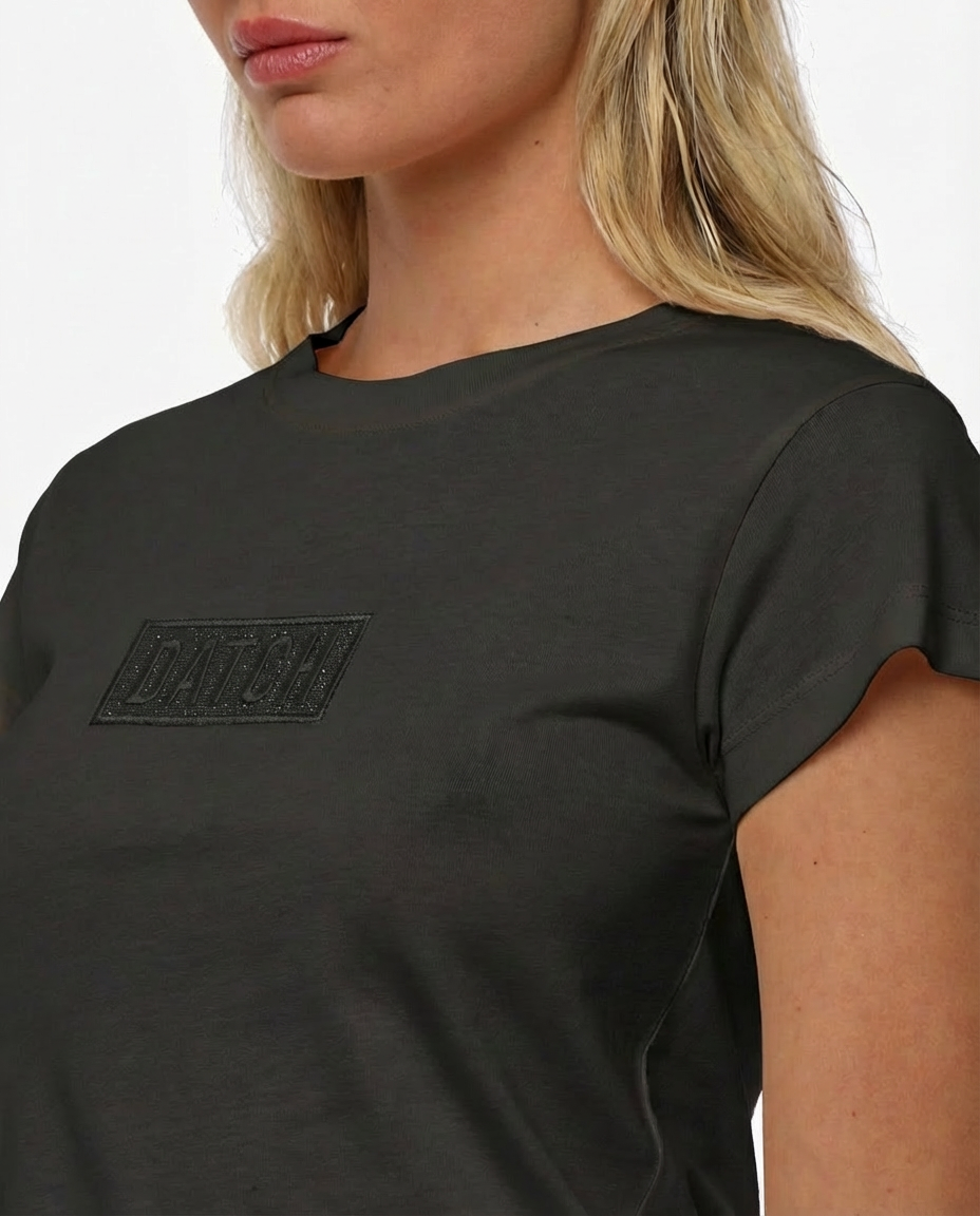 T-shirt con ricamo in cotone