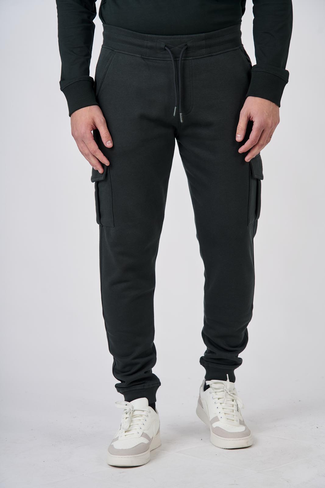 Pantalone in felpa con tasconi