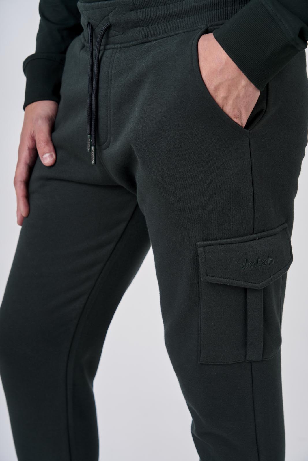 Pantalone in felpa con tasconi
