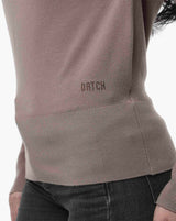Maglia con scollo asimmetrico e strass