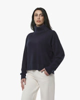 Maglia a collo alto a maniche lunghe con strass