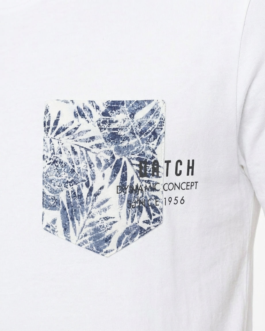 T-shirt con taschino floral