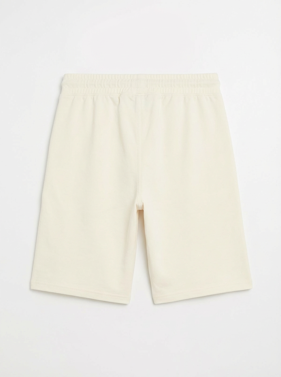 Bermuda Essential