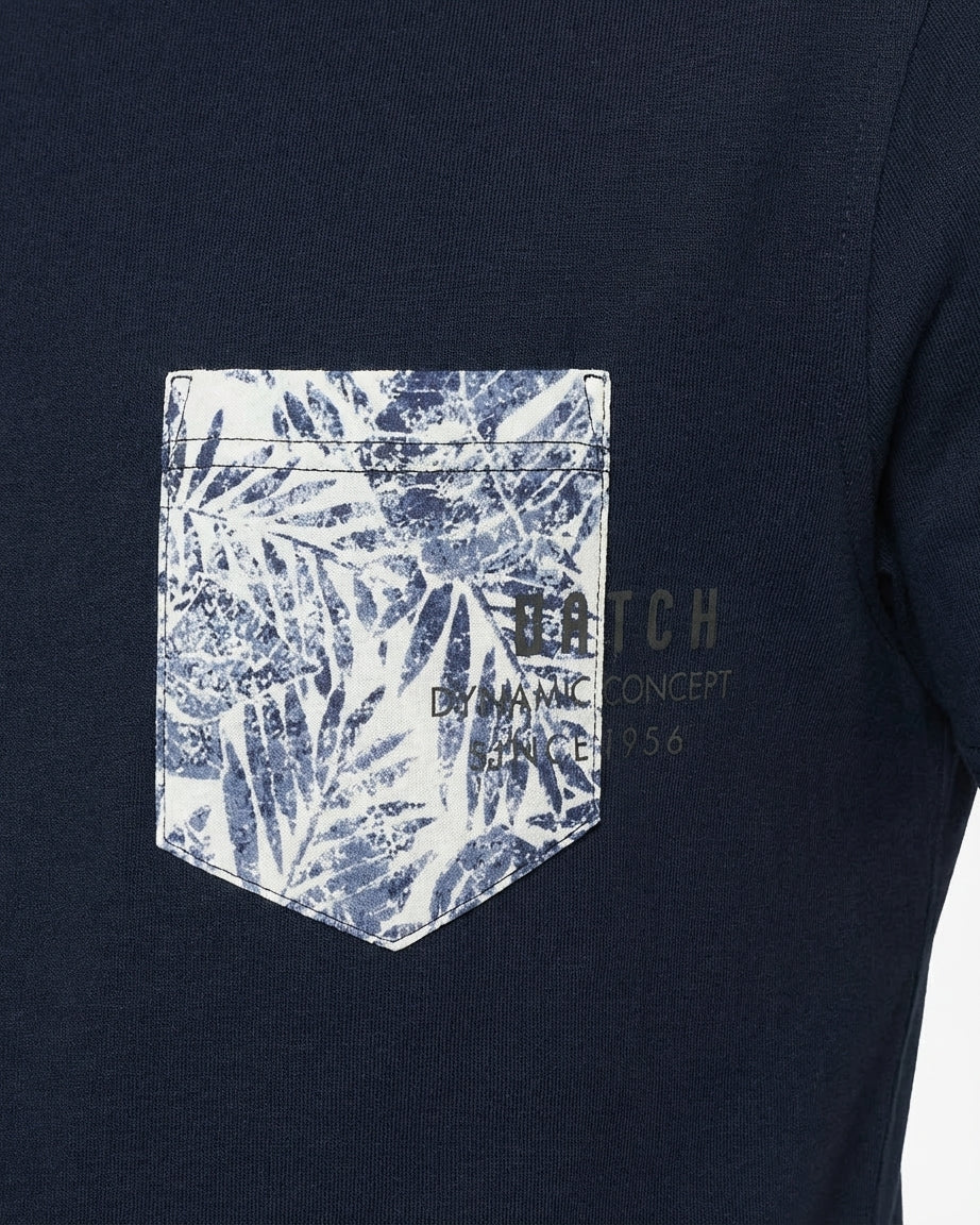 T-shirt con taschino floral