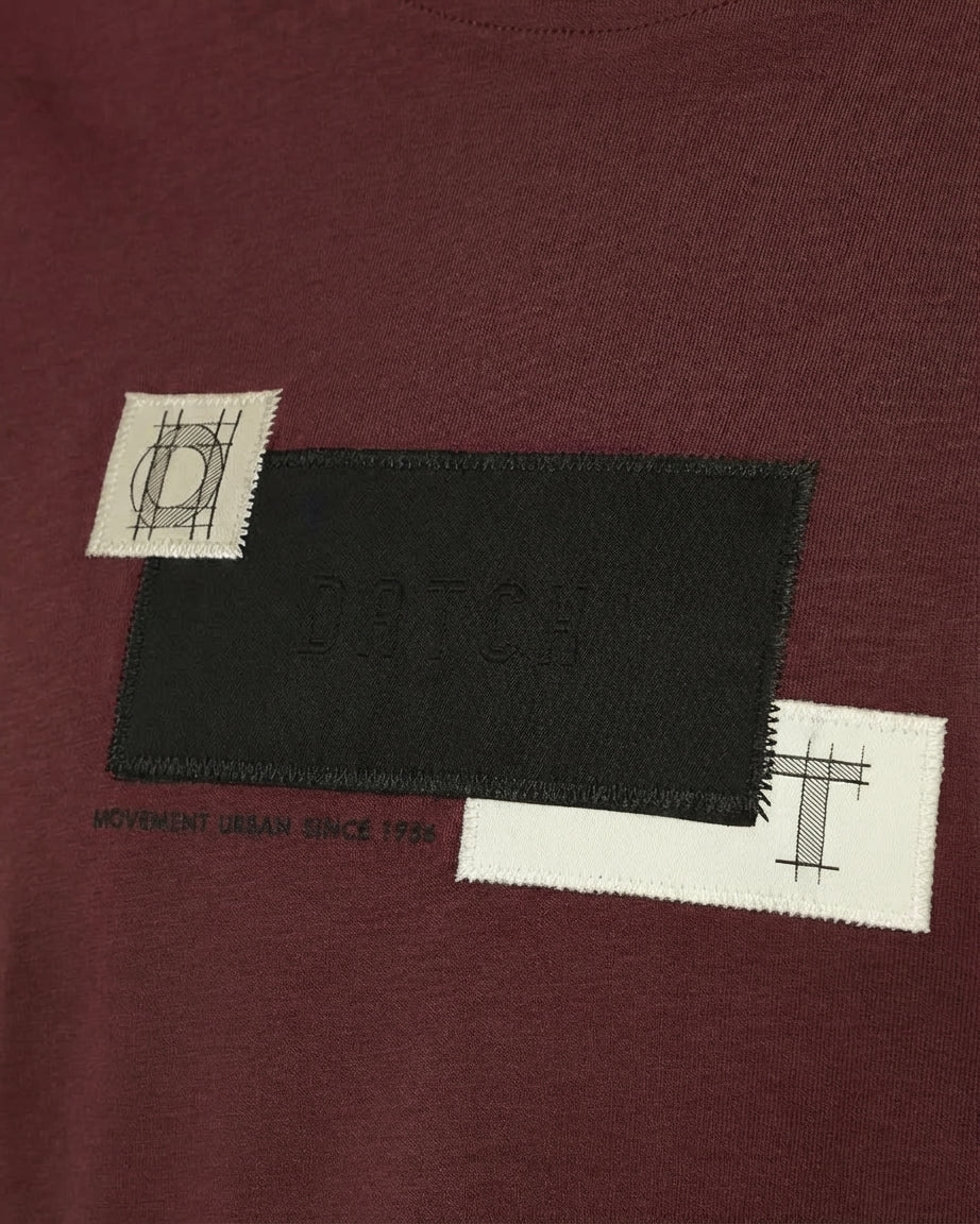 T-shirt movement urban