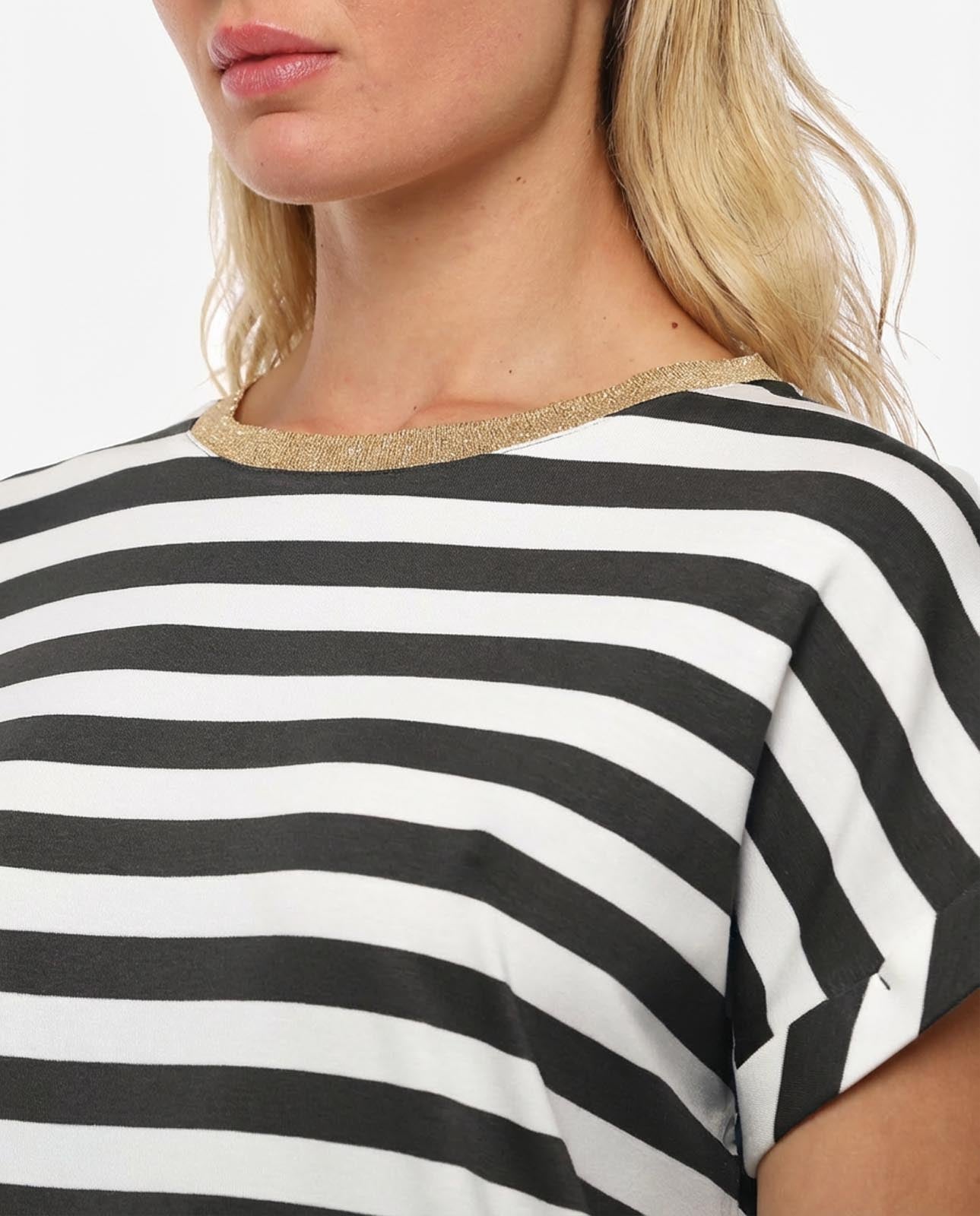 T-shirt a righe taglio over in viscosa