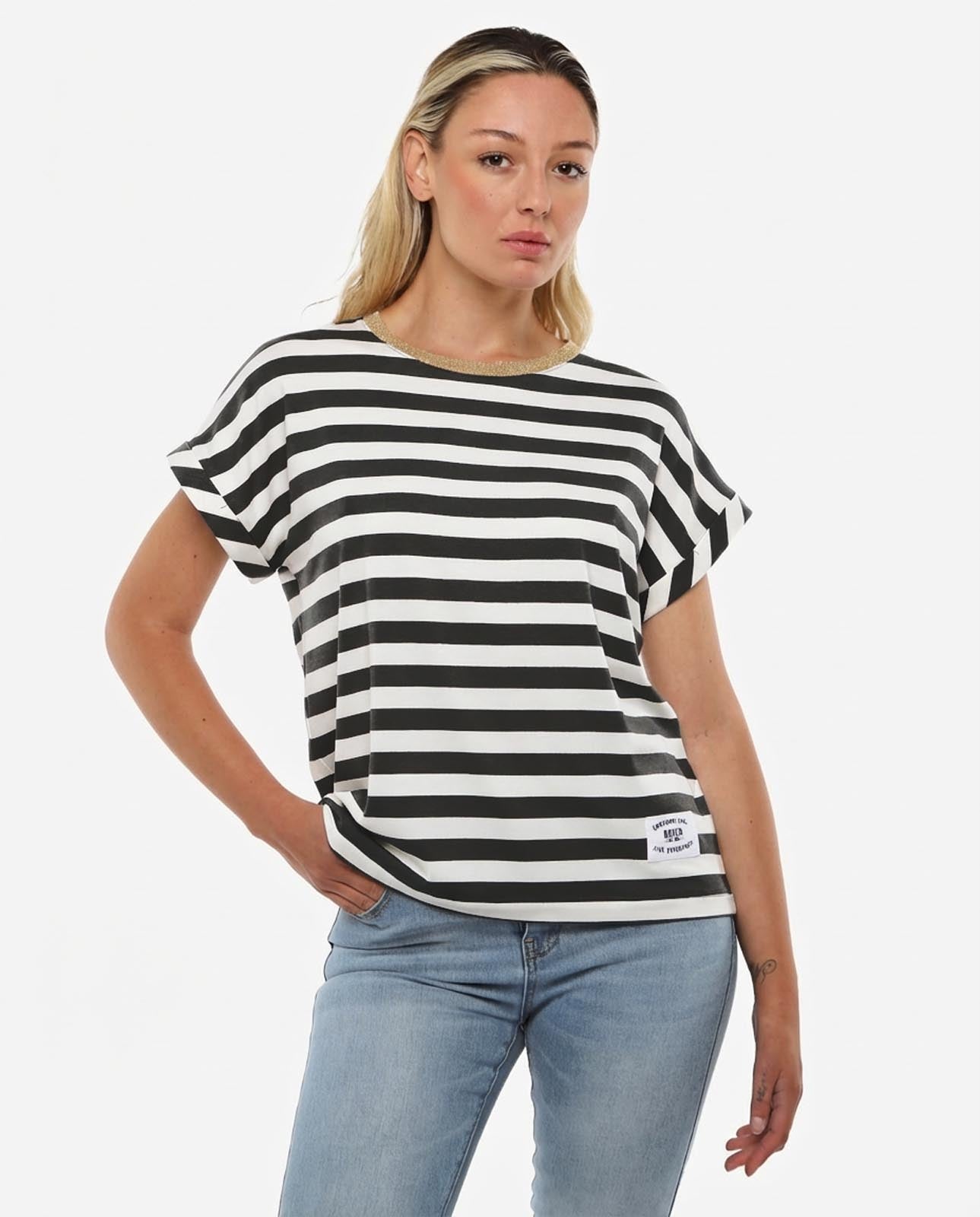 T-shirt a righe taglio over in viscosa